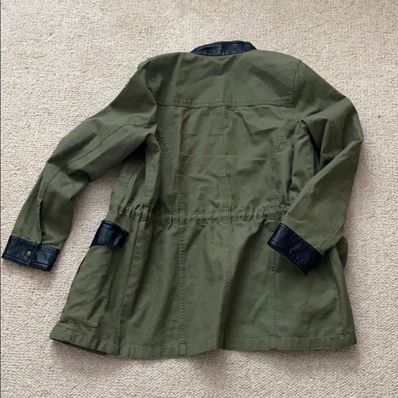 Twill Utility Jacket - Picture 2 of 4